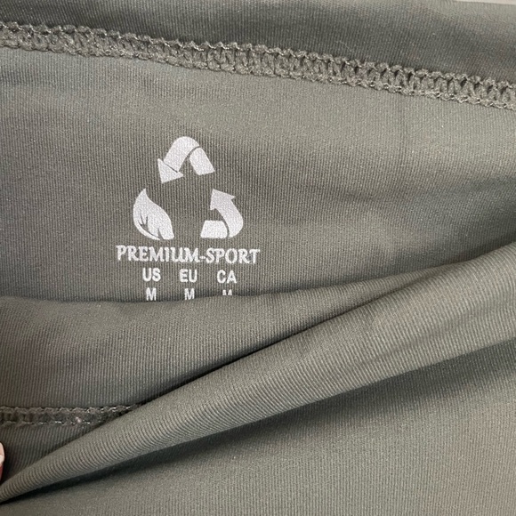 Olive Green High-Waisted Leggings - Picture 4 of 6